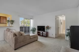 Photo #3: 220029878 Listing