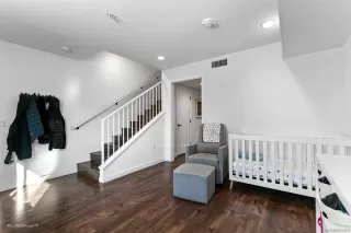 Photo #3: 220029935 Listing 