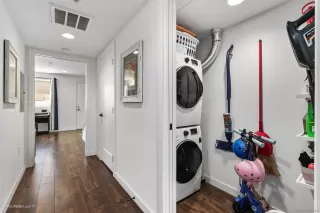 Photo #6: 220029935 Listing 