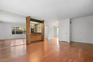 Photo #2: 220029947 Listing 