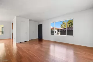 Photo #3: 220029947 Listing 