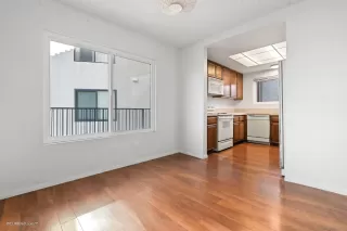 Photo #6: 220029947 Listing 