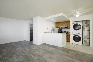 Photo #5: 220030000 Listing