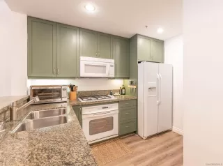 Photo #6: 220030005 Listing 