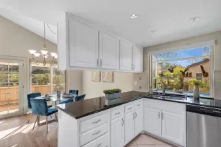 Photo #6: 220030046 Listing