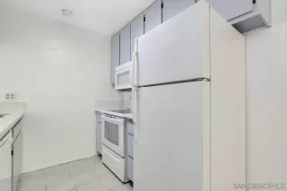 Photo #4: 220030121 Listing 