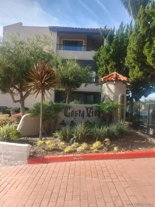 Photo #3: 220030127 Listing