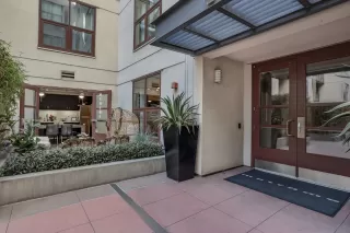 Photo #5: 230000096 Listing