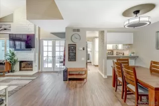 Photo #5: 230000112 Listing