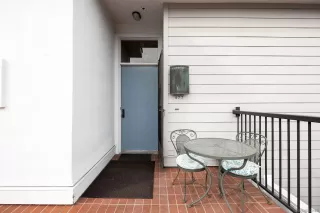 Photo #2: 230000167 Listing