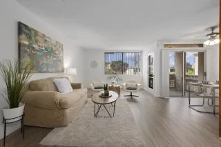 Photo #4: 230000169 Listing