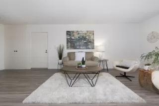 Photo #5: 230000169 Listing