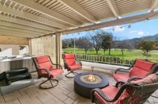 Photo #2: 230000190 Listing