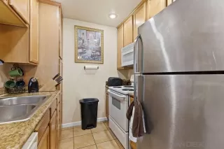 Photo #4: 230000259 Listing