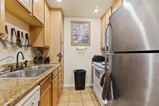 Photo #5: 230000259 Listing