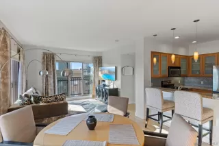 Photo #1: 230000289 Listing