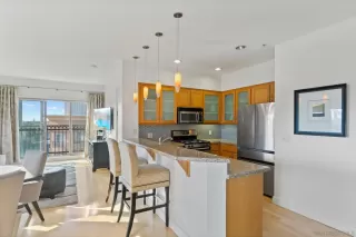 Photo #6: 230000289 Listing