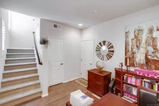 Photo #3: 230000305 Listing