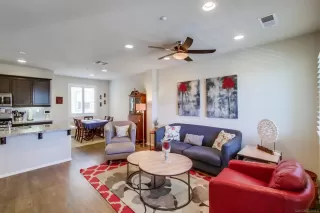 Photo #4: 230000305 Listing