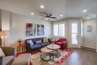 Photo #5: 230000305 Listing