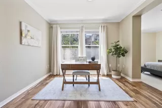 Photo #4: 230000307 Listing 