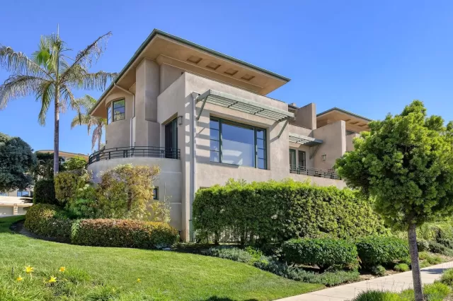 MLS: 230000398 Condo For Sale