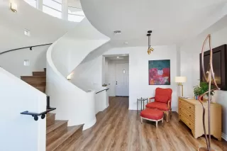 Photo #6: 230000398 Listing