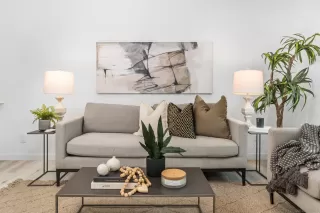 Photo #4: 230000407 Listing