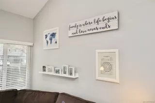 Photo #5: 230000410 Listing