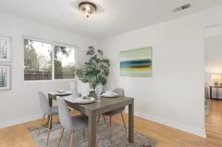 Photo #4: 230000423 Listing