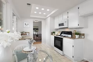 Photo #5: 230000423 Listing