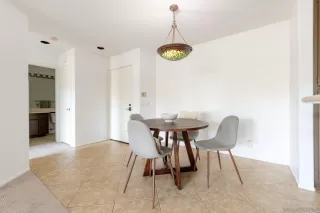 Photo #5: 230000432 Listing