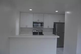 Photo #1: 230000473 Listing