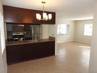 Photo #1: 230000537 Listing 