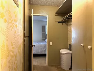 Photo #6: 230000580 Listing