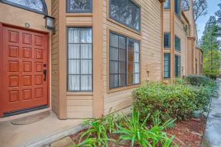 Photo #1: 230000600 Listing 