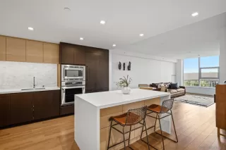 Photo #2: 230000614 Listing