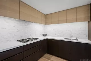 Photo #3: 230000614 Listing