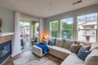 Photo #2: 230000640 Listing