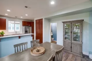 Photo #6: 230000640 Listing