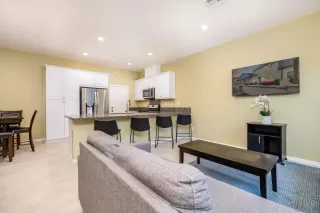 Photo #2: 230000659 Listing