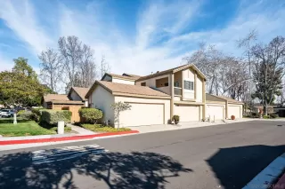 Photo #1: 230000661 Listing