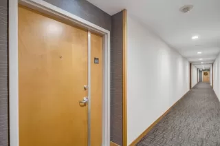 Photo #2: 230000665 Listing 