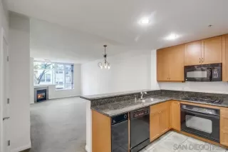 Photo #4: 230000665 Listing 