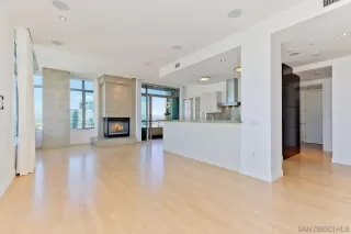 Photo #5: 230000684 Listing