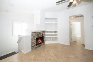 Photo #6: 230000693 Listing