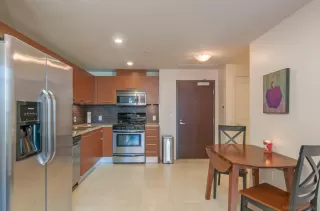 Photo #4: 230000697 Listing