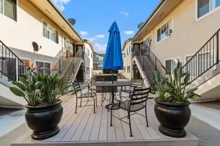 Photo #2: 230000711 Listing