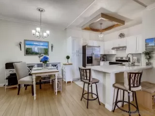 Photo #3: 230000734 Listing