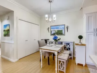 Photo #5: 230000734 Listing